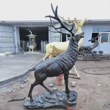 Garden decor metal elk statue bronze deer sculpture
