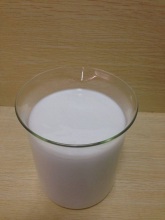 Uniform emulsion liquid silicone defoamer