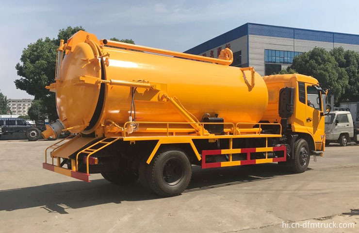 Suction Sewage Tanker 05
