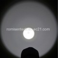 Romisen RC-T602 1000 Lumens LED senter obor dengan CREE XML-T6 dipimpin