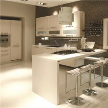 Staron White Peninsular Kitchen