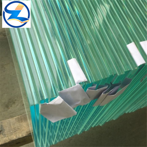 Laminated glass for building