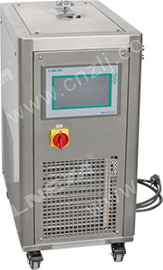 Heating and cooling circulator