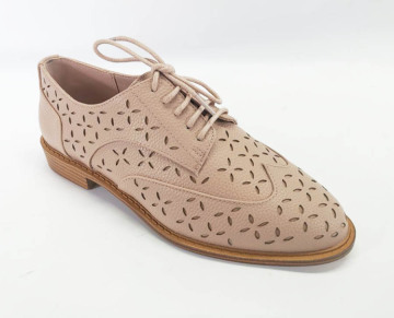 Women's Perforated Lace-up Shoes Brogue Wingtip