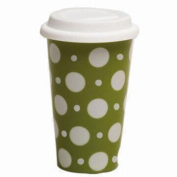 Double Wall Plastic Travel Mug with Unbreakable Body, Easy to Handle, Available in Various Colors