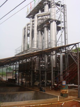 Four effect falling film evaporator