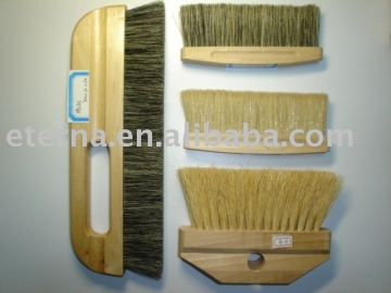 WALL BRUSH