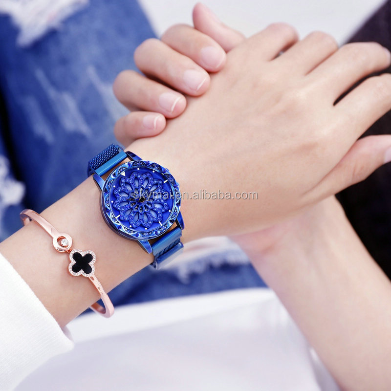 Fashion Quartz Watches Explosion Model Ladies Come To Run Magnets With Watches Student Watches