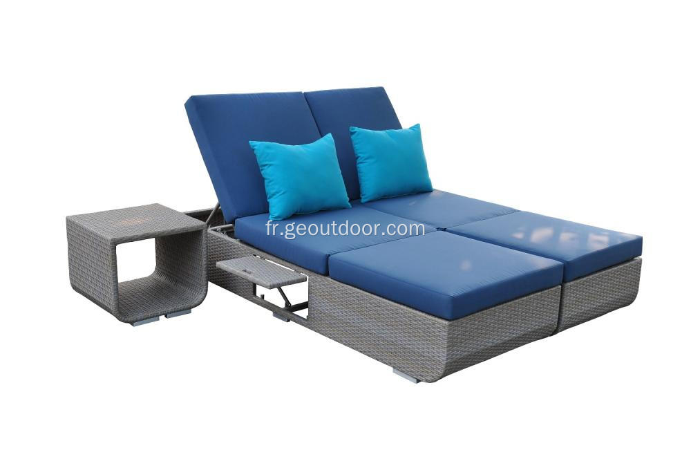 Banc solaire de loisir tressé en rotin bleu résistant aux rayons UV