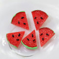 Günstige Großhandel Wassermelone geformte Harz Früchte geformt Flatback Cabochon Handgemachte Handwerk Dekor Charms Telefon Shell Spacer