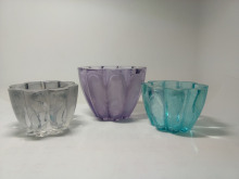 heat resistant colored floating candle bowl holder with cloudy design                        
                                                                                Supplier's Choice