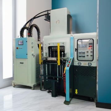 Small Vertical LSR Silicone Injection Molding Machine