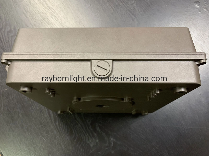 150lm/W Surface Mounted 100W Gas Station LED Canopy Light with 5 Years Warranty