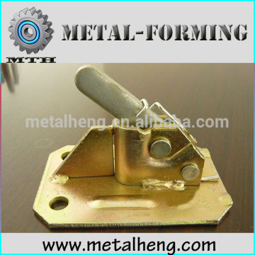 high quality galvanized pressed spring clamp