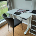 White home office adjustable desk