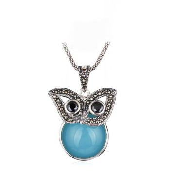 Eagle pendant necklace for women