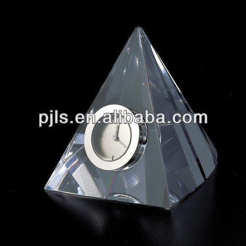 quartz crystal pyramid