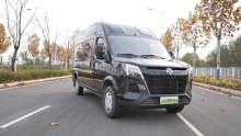 New Dongfeng small bus 7-seater passenger and cargo van