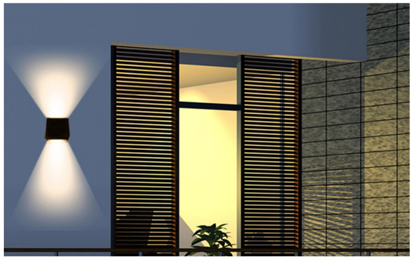 Warm light LED outdoor wall light