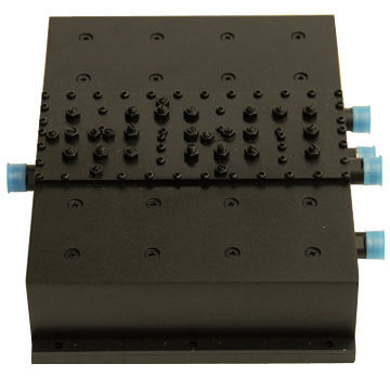 GSM/DCS/WCDMA/WLAN Combiner