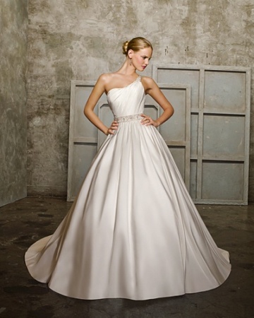 Ball Gown One-shoulder Chapel Train Taffeta Beading Bowknot Wedding Dress