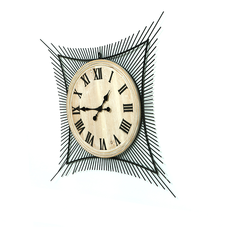 木製とメタルのモダンなデザインの豪華な壁時計