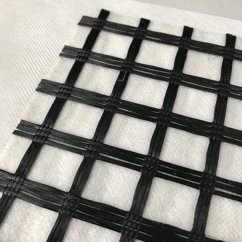 Composites de géogrille en fibre de verre de renforcement d'asphalte