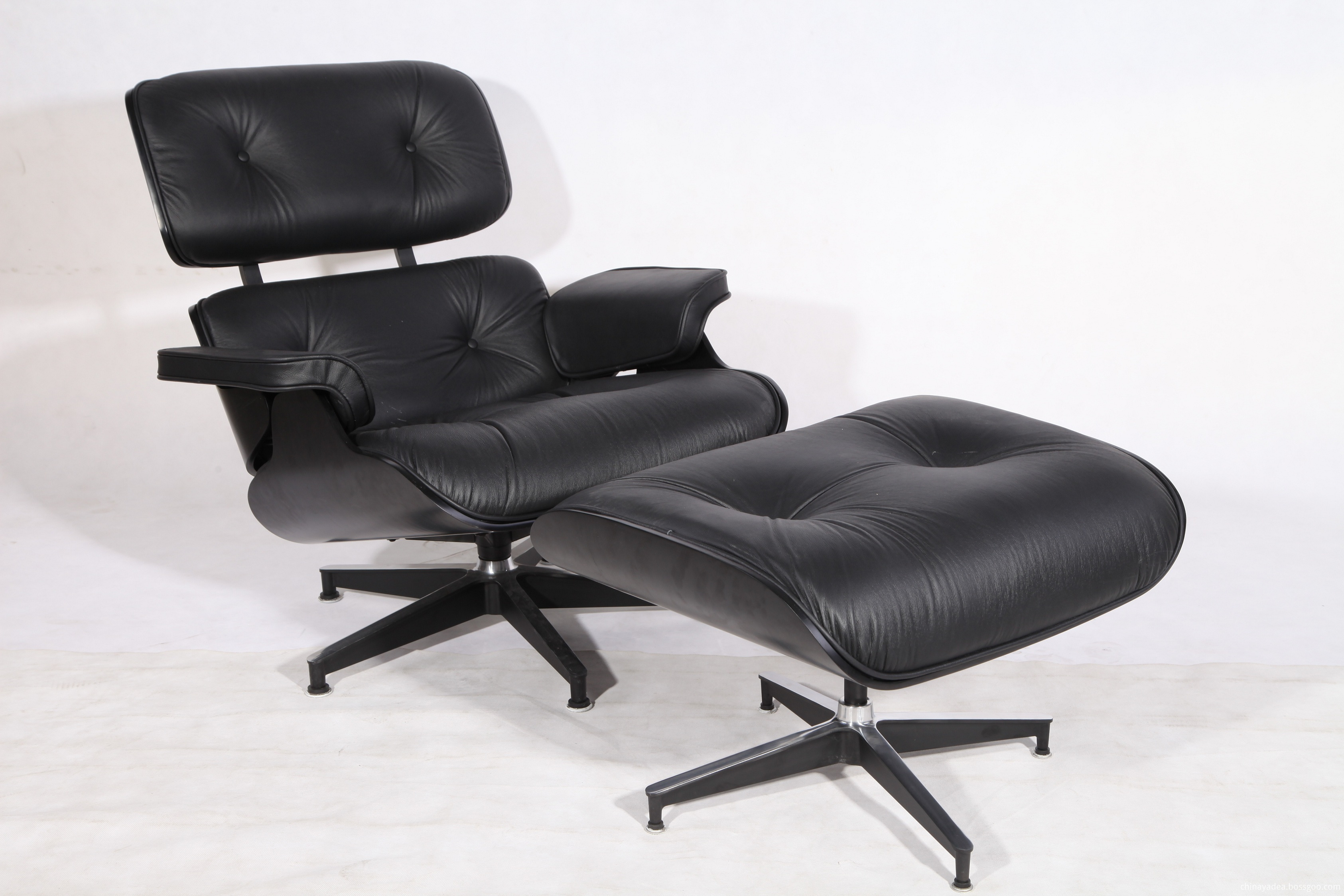 Charles and Ray Eames Black version Charles and Ray Eames Black version