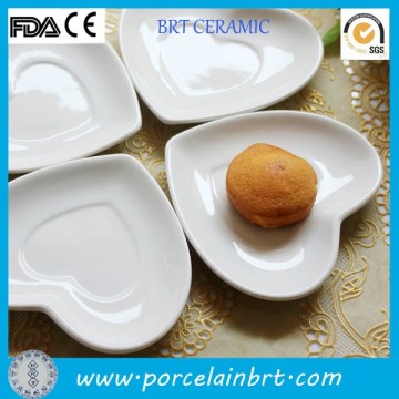 China high quality heart shape White Ceramic Dessert Plate