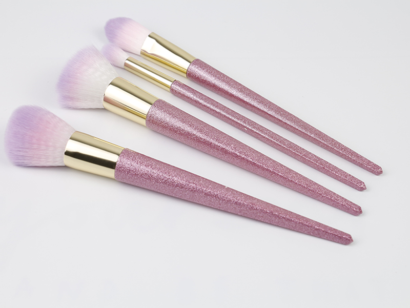 makeup brush for blending