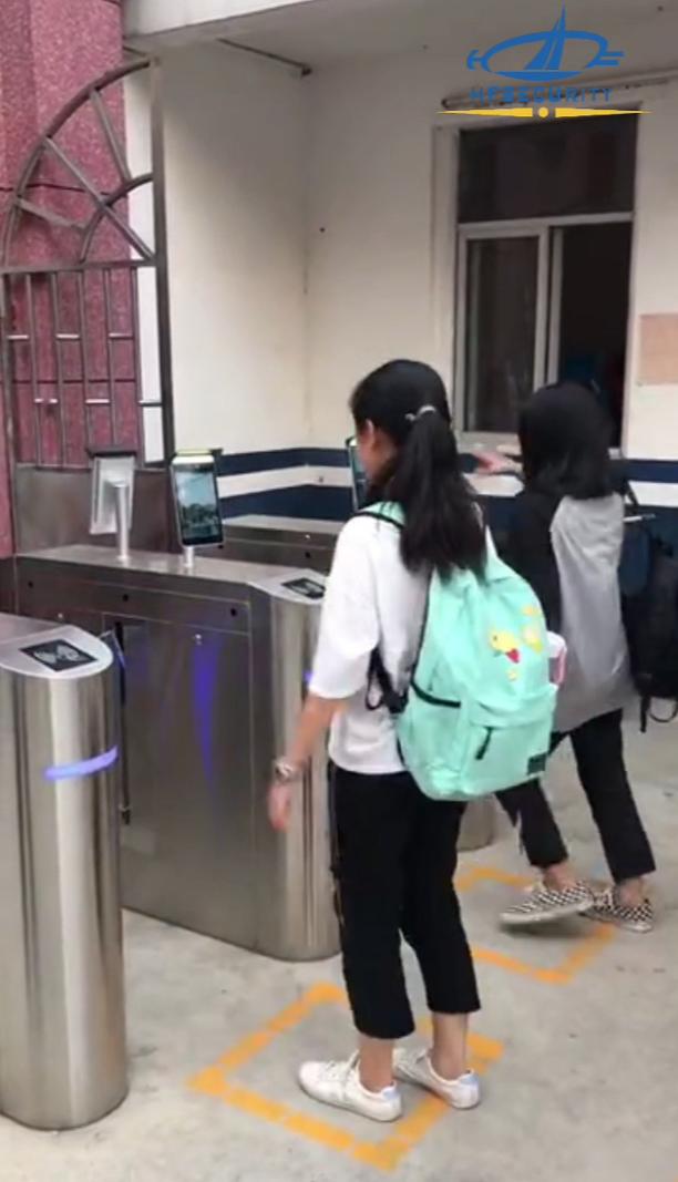 Sistem Kawalan Akses Pintu Sayap HFSecurity Pengecaman Muka Digunakan di Sekolah Thai: Pengesahan Tanpa Sentuhan Memperkukuh Keselamatan Kampus Pintar HFSecurity Facial Recognition Wing Gate Access Control System Deployed in Thai School: Contactless Verification Strengthens Smart Campus Security