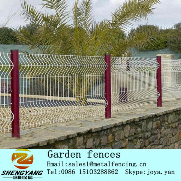 Wholesale easy installation welded mesh fences for park colored metal mesh panels for garden PVC coated steel garden fences