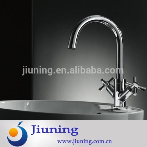 2014 Polished basin faucet,Shining taps,simple basin tap.