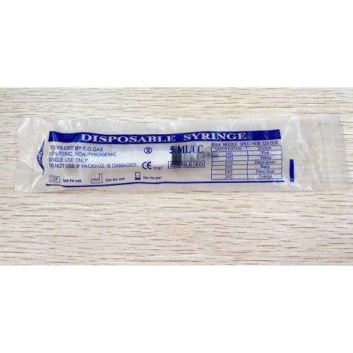 Siringa sterile monouso Luer Lock da 5 ml