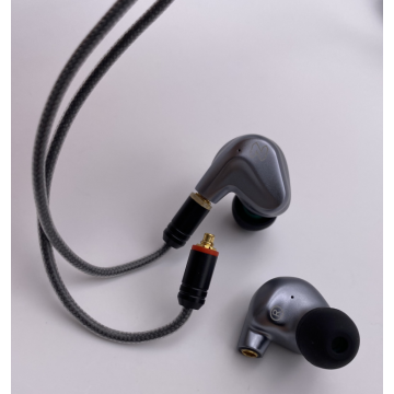 In-Ear Monitor HiFi Hybrid Five Drivers In-Ear Earphone