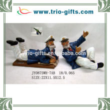 Unique Polyresin Captain Figurine For Decration Gift