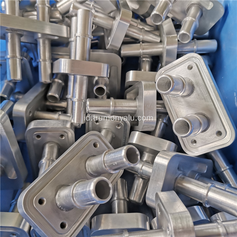 Sambungan CNC untuk pelat pendingin air aluminium