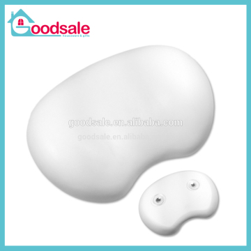 Bath Pillow With Suction Cup