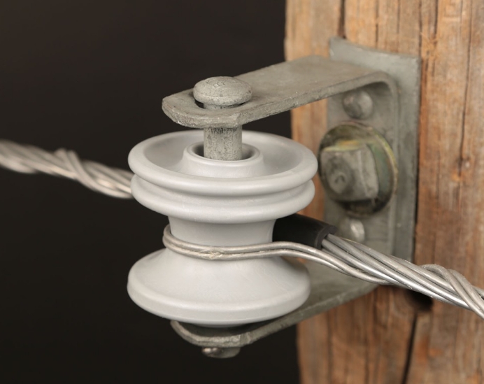 orsó szigetelő elpusztult kapcsos alkalmazás spool insulator deaded clevis application