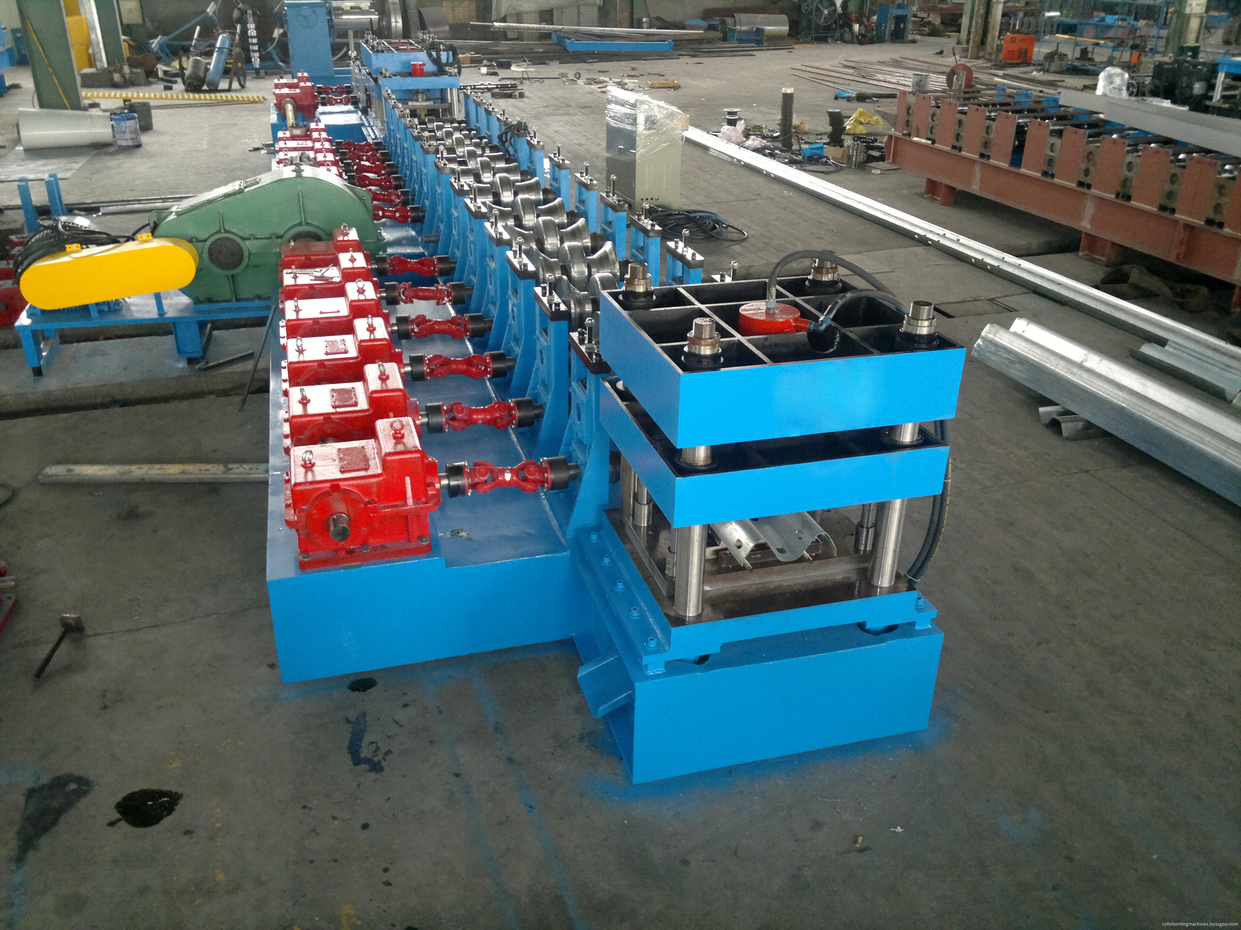 guardrail making machine