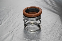 Single spring pump mechanical seal