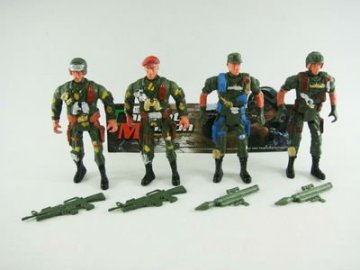 plastic gi joe with gun