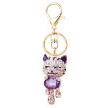 Cute Diamond Keychain for Fashionable Style