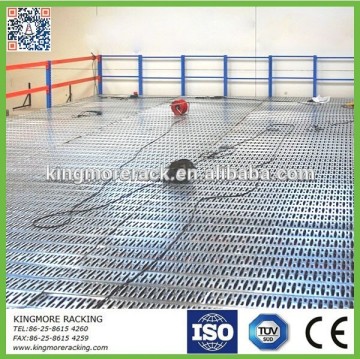 Steel floor
