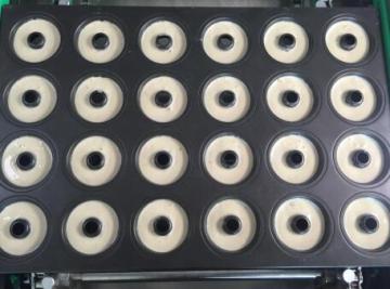 Oil Sprayer & Depositor 2 in 1 Making Machine for Ring Cake-YuFeng