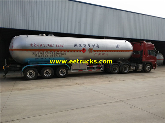 62m3 Tri-axle Wingi wa Propane Trailer