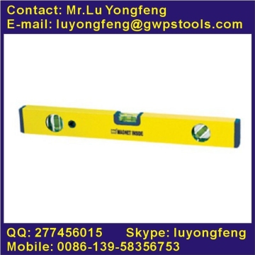 Spirit level with magnet inside