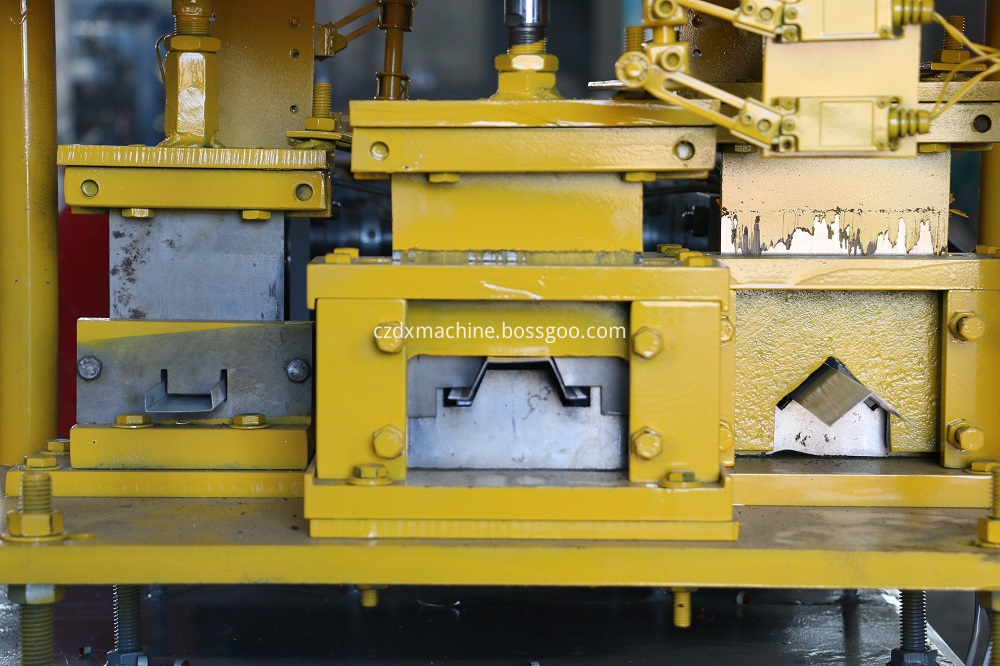 Standard Steel Rail Forming Machine