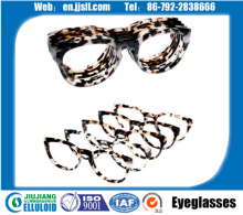 Eyeglasses frames of cellulose acetate sheet