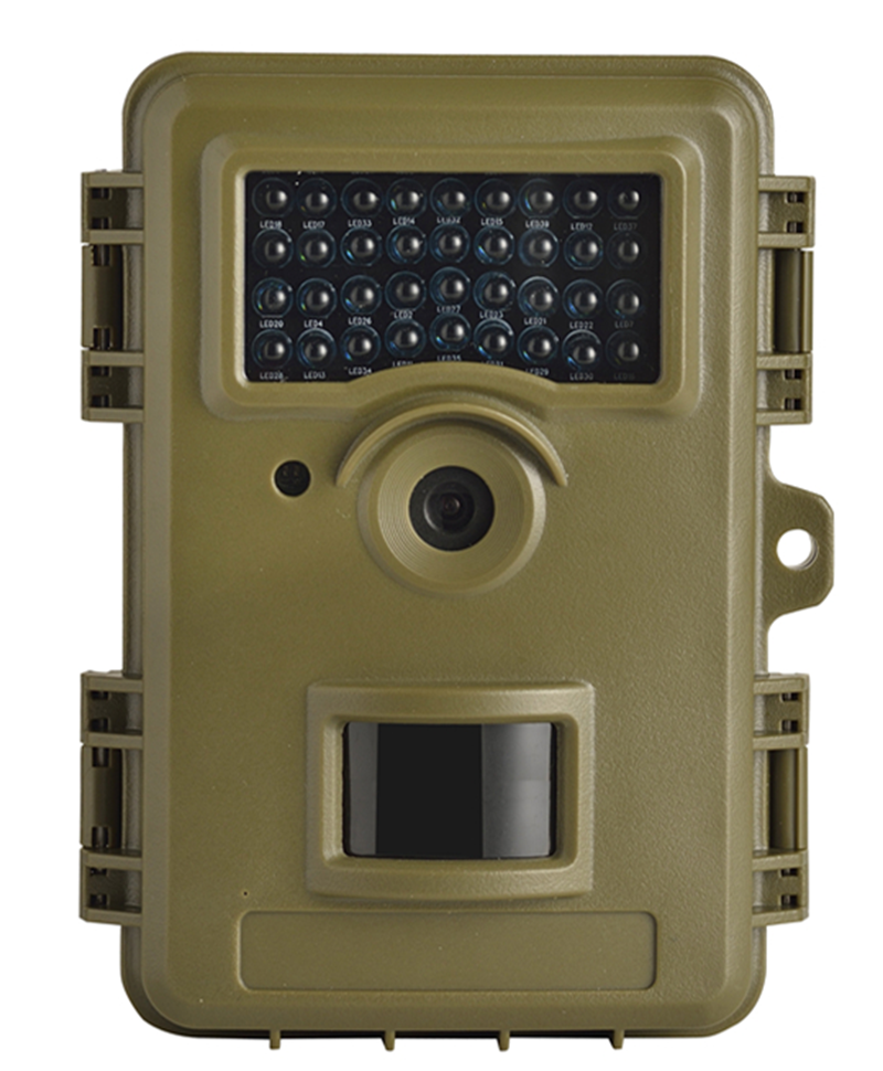 Infrared IR trail scouting camera